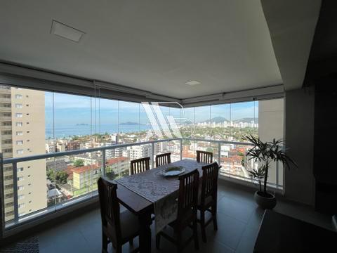 Apartamento 2 dormitórios e vista mar na praia da Enseada, lazer completo